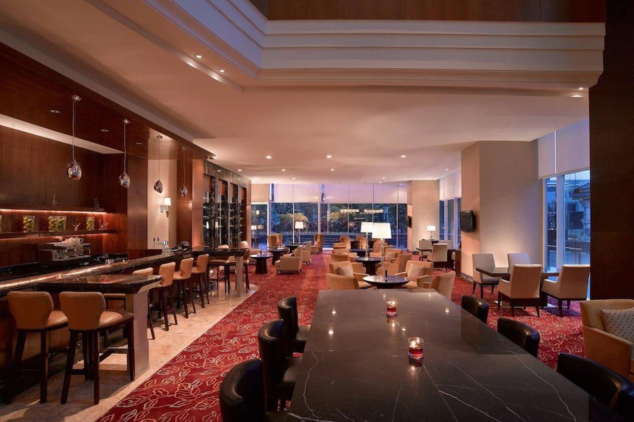 Jw Marriott Hotel Medan Restaurant foto