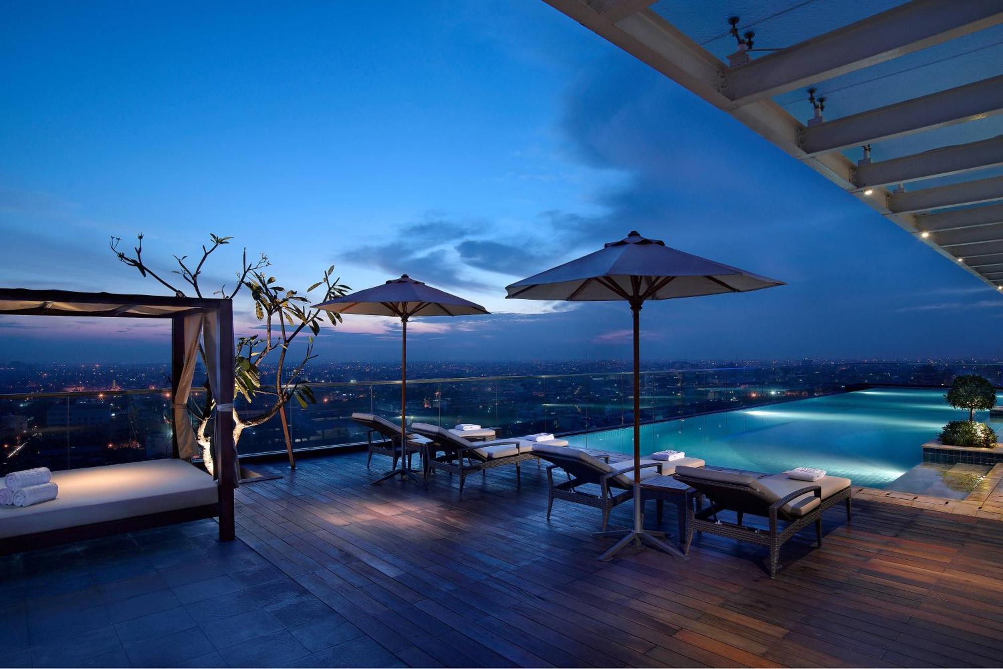 Jw Marriott Hotel Medan Exterior foto